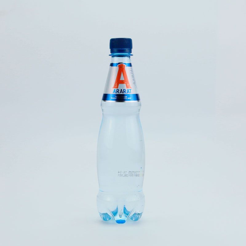 Հանքային ջուր Արարատ 0.5լ