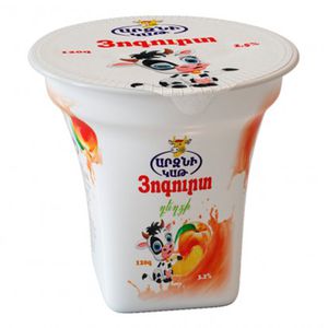 Yogurt peach 2.5% Arzni 120g